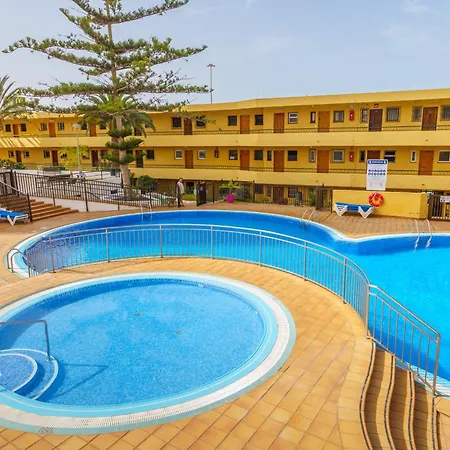 Suntower Arona - Seaviews And Pool Next To Beach Апартаменты *