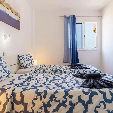 Апартаменты Suntower Arona - Seaviews And Pool Next To Beach *