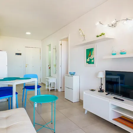 Suntower Arona - Seaviews And Pool Next To Beach Апартаменты