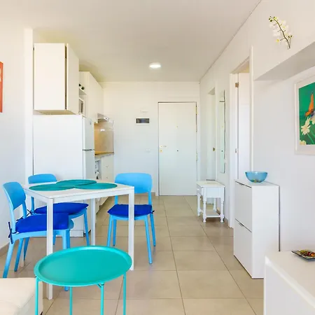 Suntower Arona - Seaviews And Pool Next To Beach Апартаменты *